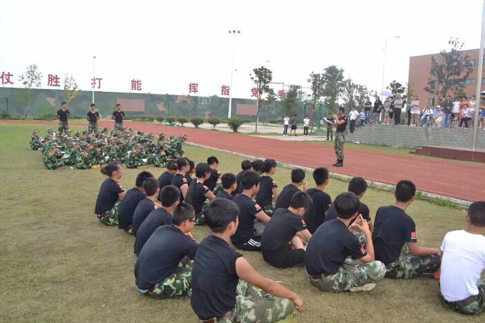 上海121軍事夏令營(ying) .jpg